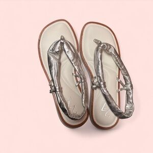 Metallic Silver Women’s Knotted Strap Sandals